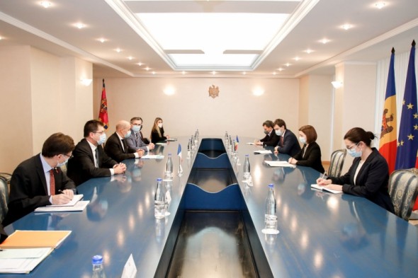 Maia Sandu s-a întâlnit cu ministrul pentru Europa și Afaceri Externe al Republicii Franceze, Jean-Ives Le Drian